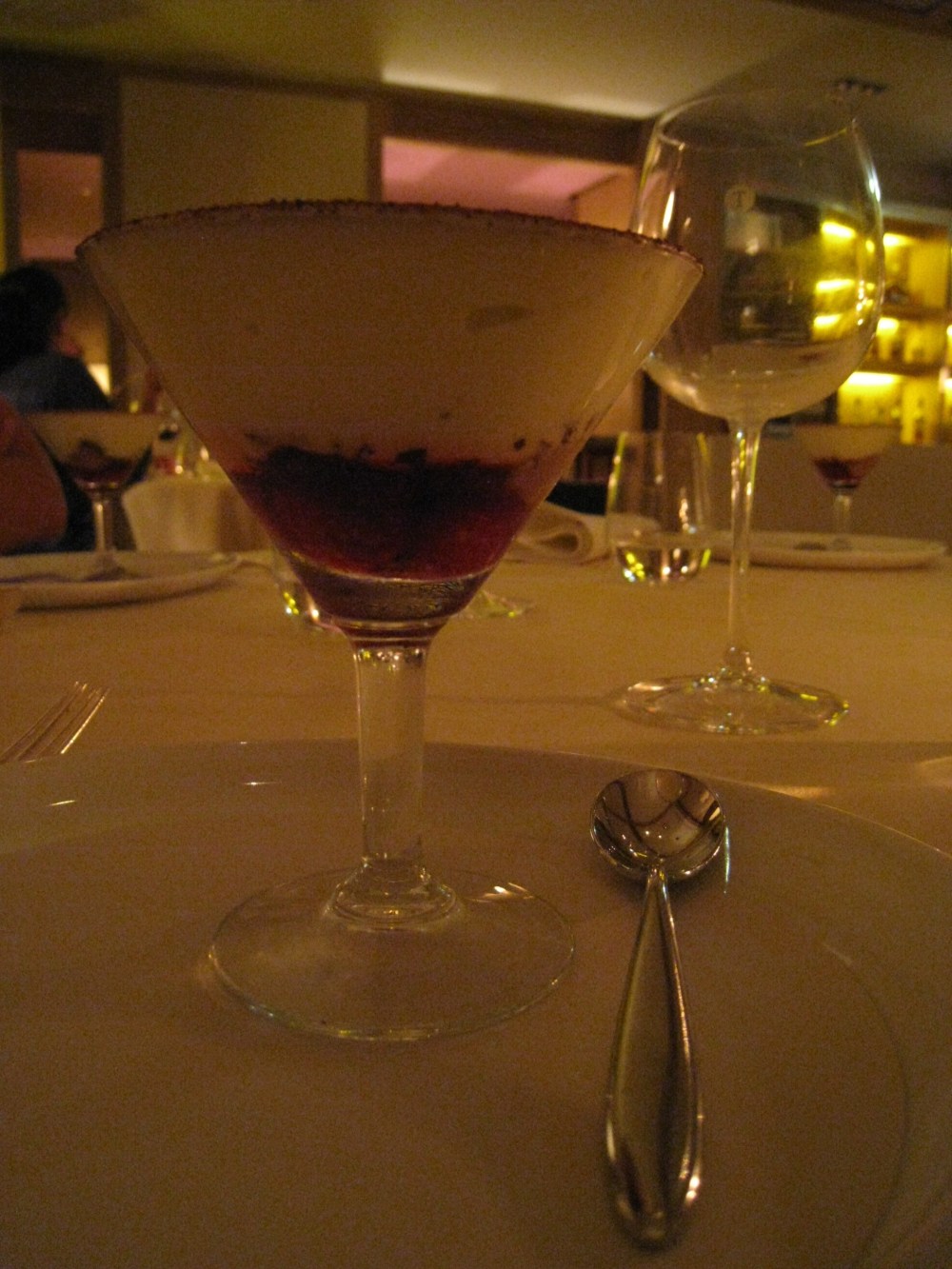 Sabayon à la verveine, chocolat et framboises