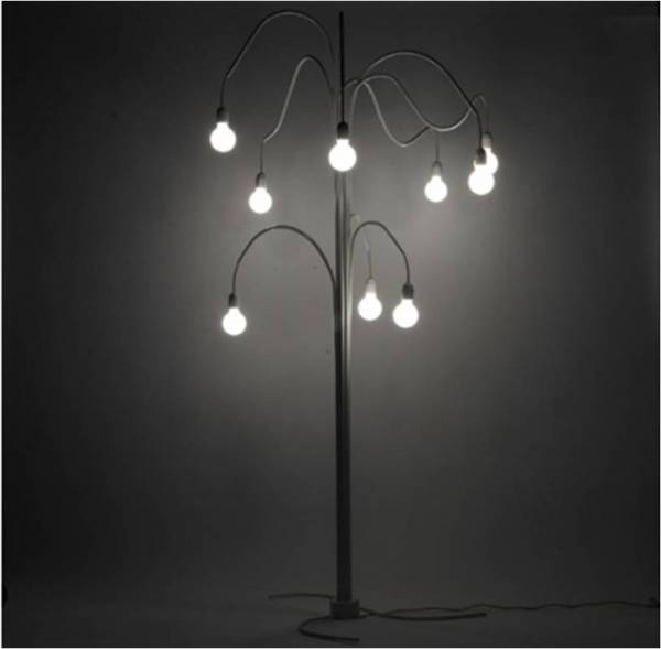 design4_lampadaire arbre a ampoules