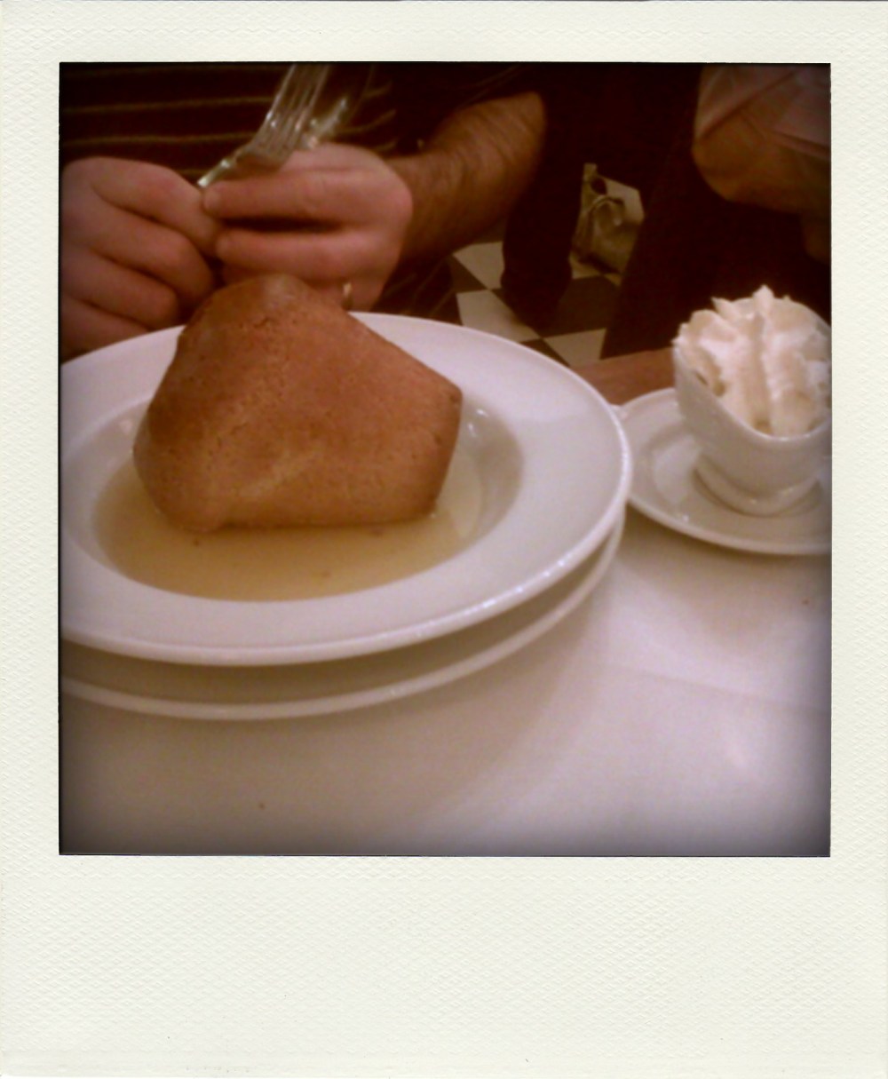 IMG00854-20110610-2211-pola